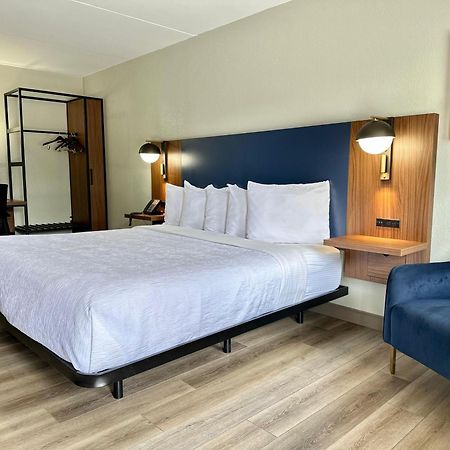 La Quinta Inn By Wyndham Huntsville Research Park Buitenkant foto