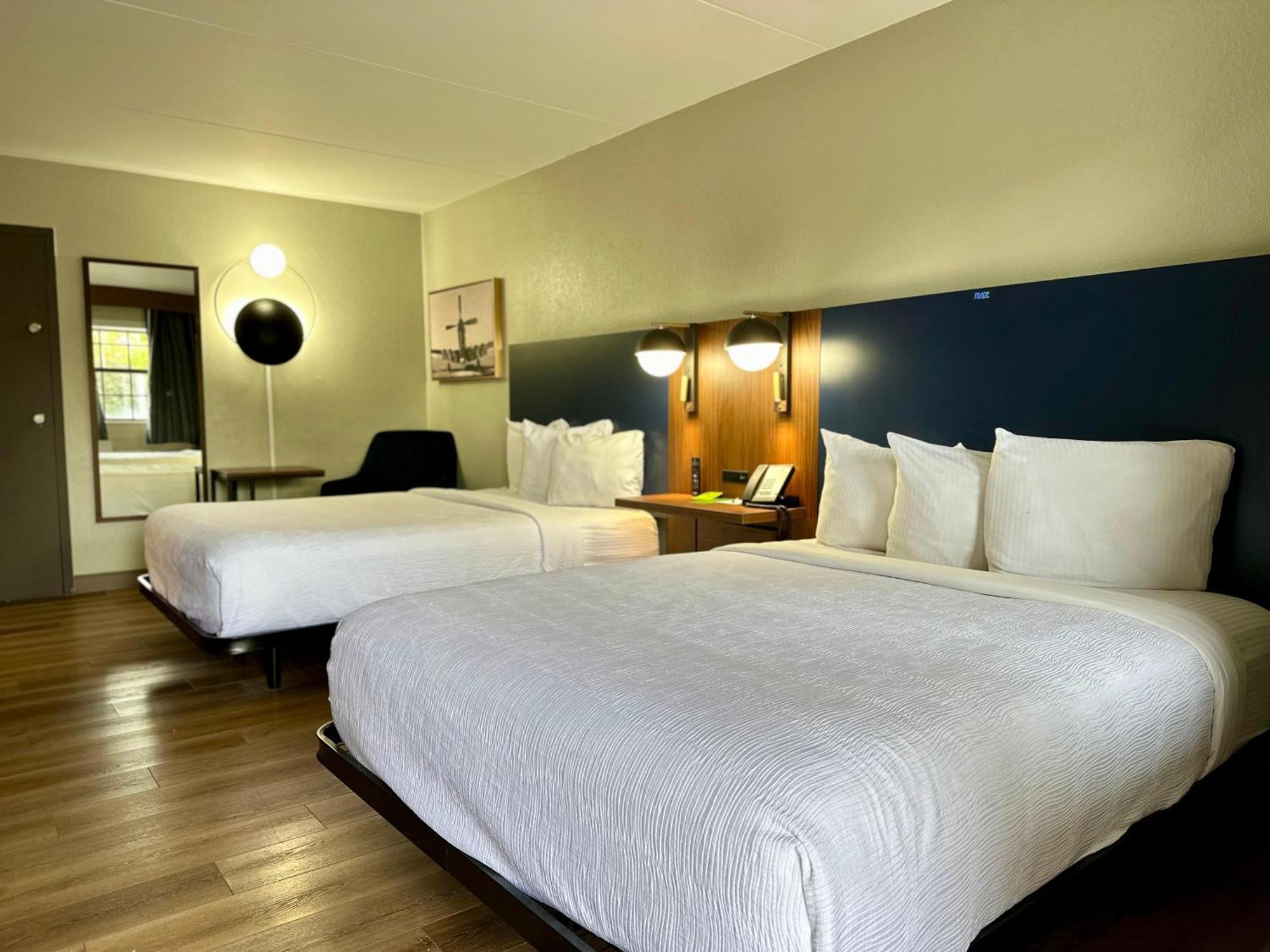La Quinta Inn By Wyndham Huntsville Research Park Buitenkant foto