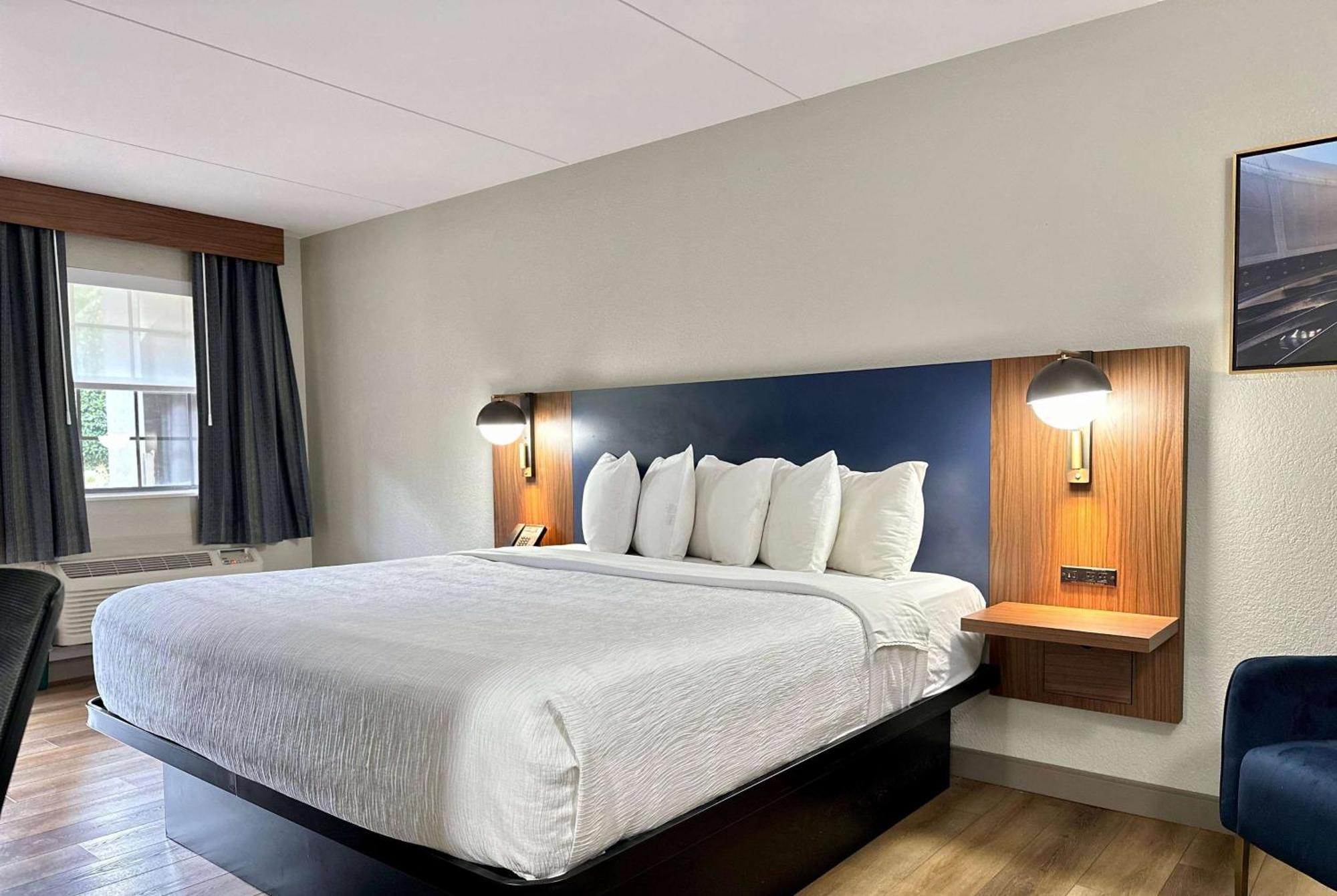 La Quinta Inn By Wyndham Huntsville Research Park Buitenkant foto