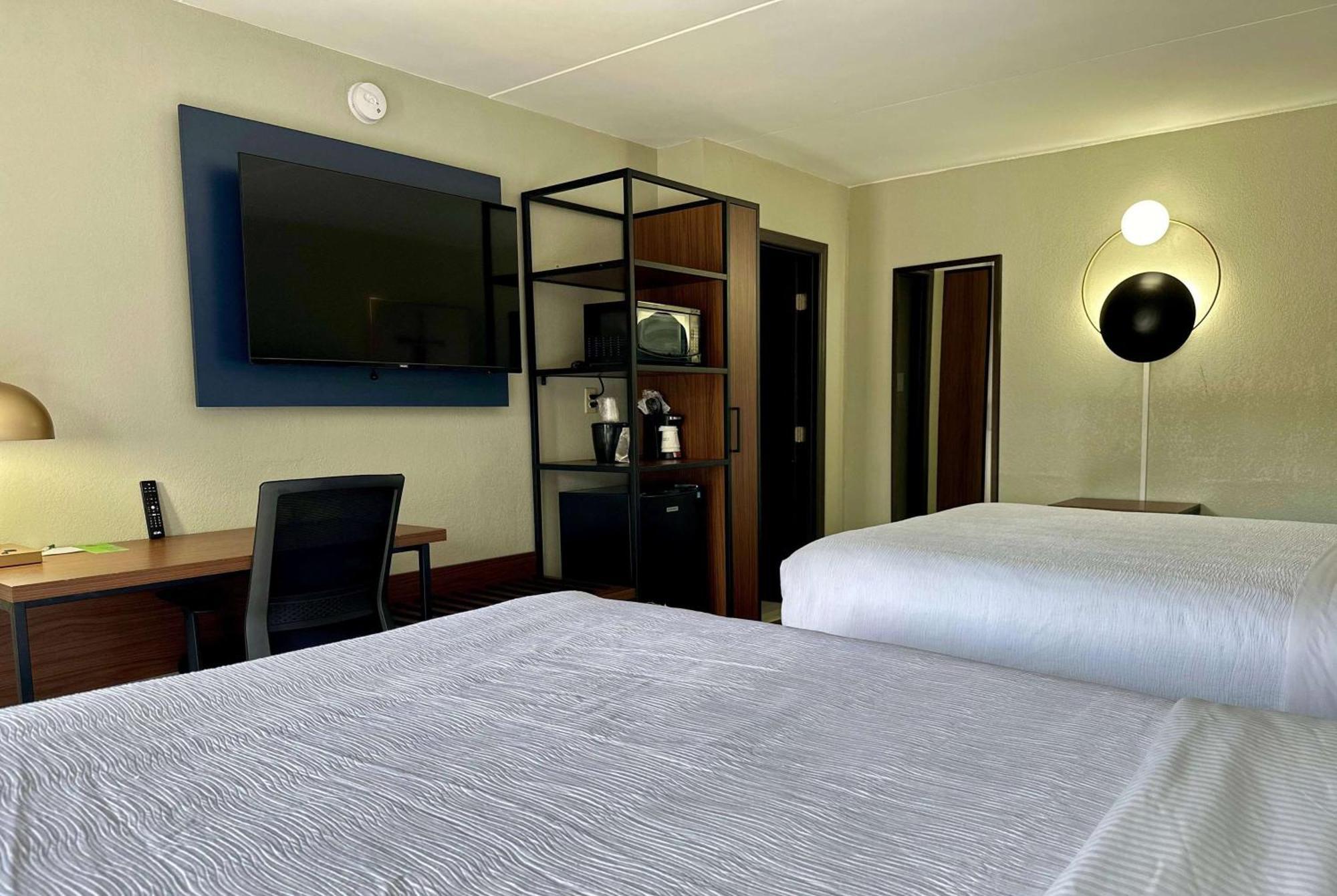 La Quinta Inn By Wyndham Huntsville Research Park Buitenkant foto