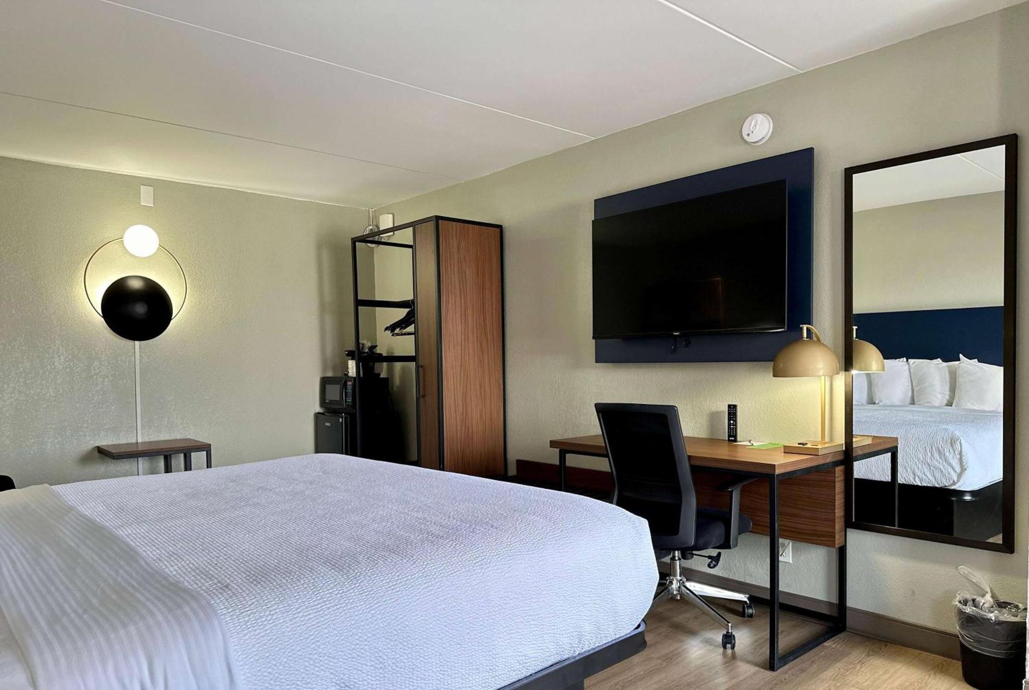 La Quinta Inn By Wyndham Huntsville Research Park Buitenkant foto