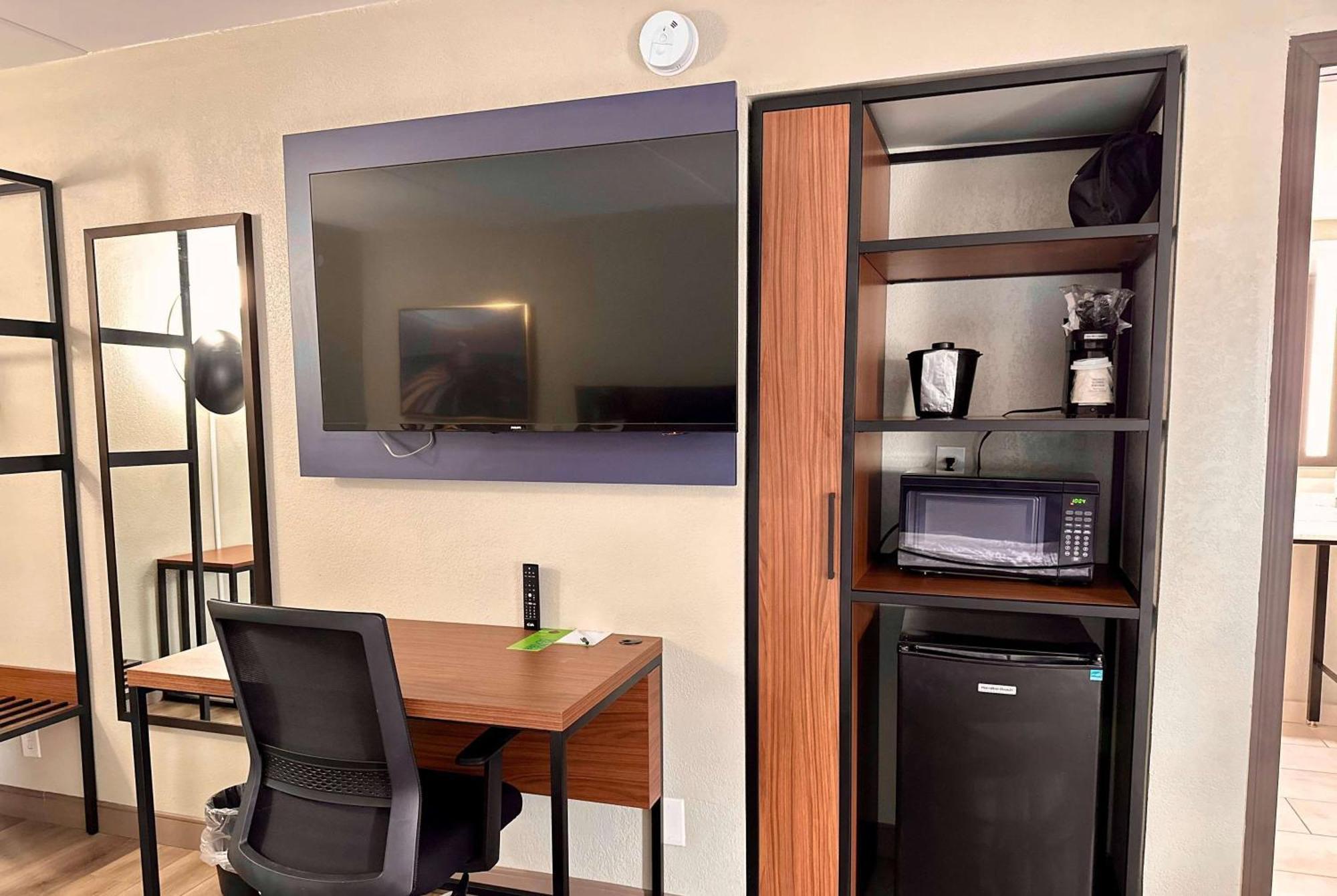 La Quinta Inn By Wyndham Huntsville Research Park Buitenkant foto