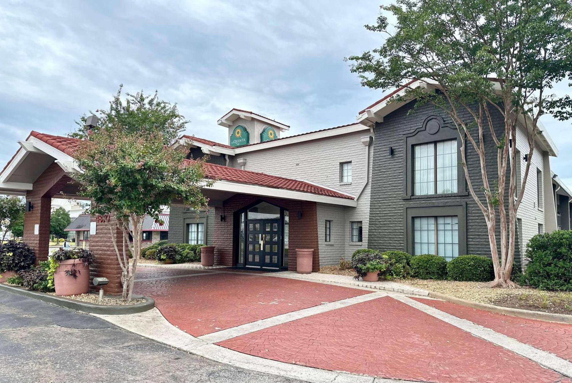 La Quinta Inn By Wyndham Huntsville Research Park Buitenkant foto