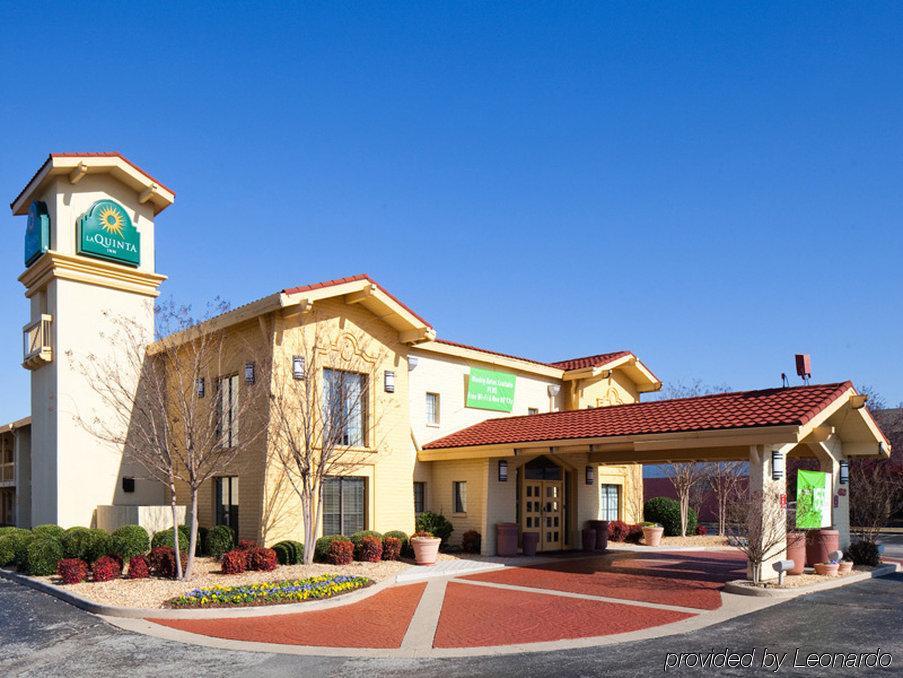 La Quinta Inn By Wyndham Huntsville Research Park Buitenkant foto